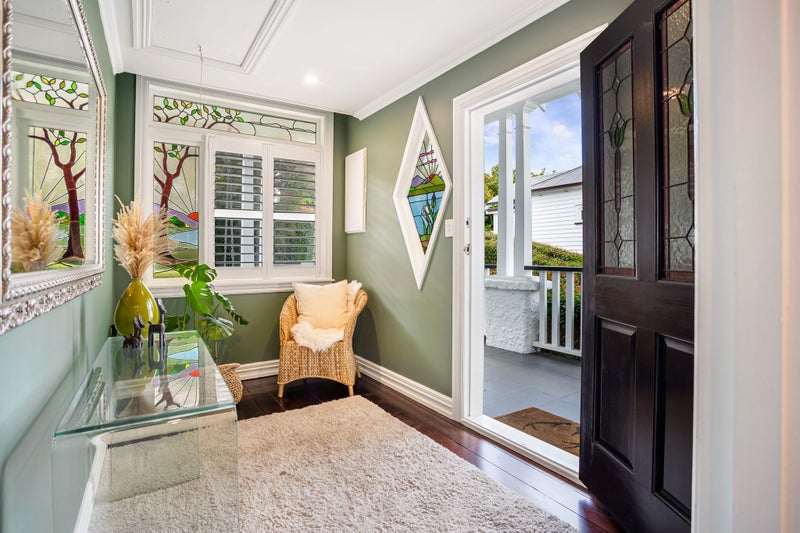 85A Marine Parade, Herne Bay, Auckland - Carousel 2