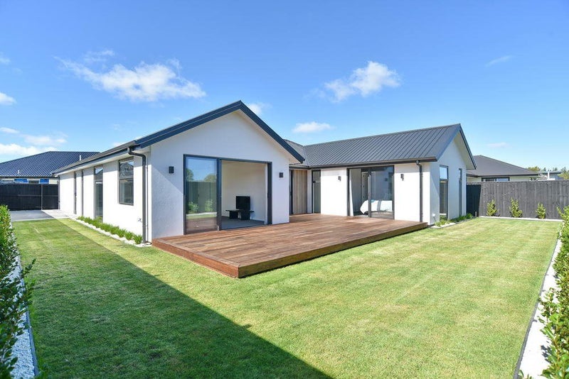 10 Twin Meadows Drive, Casebrook, Christchurch - Carousel 1