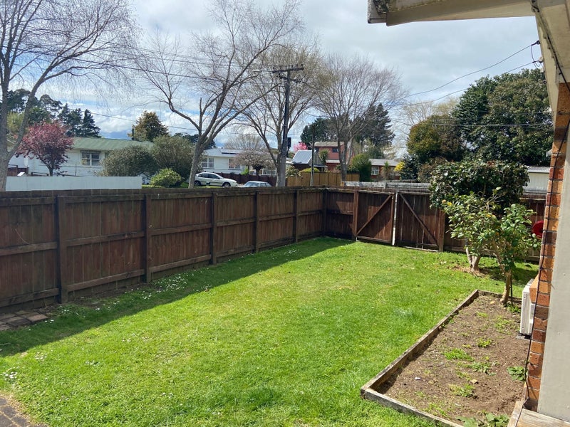 7 Leeds Street, Silverdale, Hamilton - Carousel 12