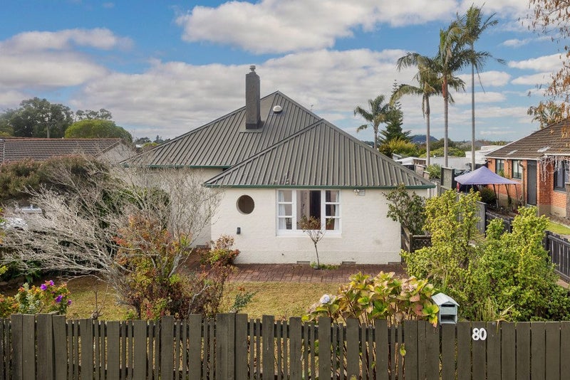 80 Carrington Road, Mount Albert, Auckland - Carousel 1