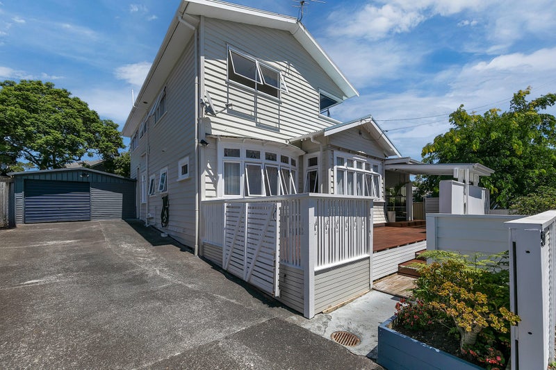 50 Springfield Road, Morningside, Auckland - Carousel 27