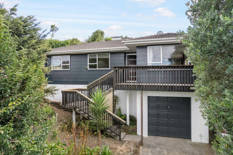 13 Laurina Road, Sunnynook, Auckland - Carousel 1