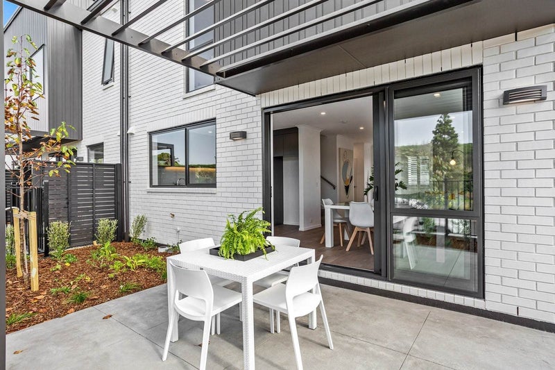 4 Pohatu Lane, Saint Johns, Auckland - Carousel 1