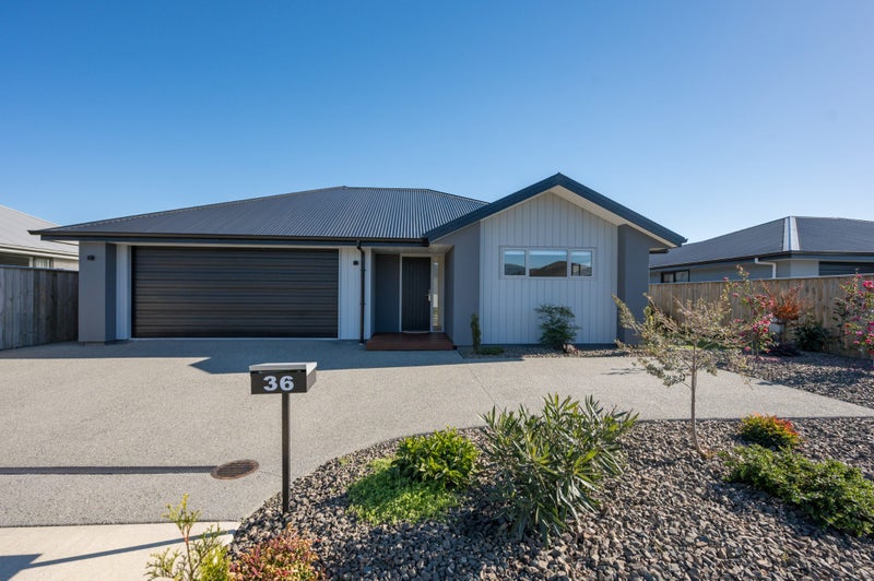 36 Carmine Crescent, Appleby, Richmond - Carousel 2