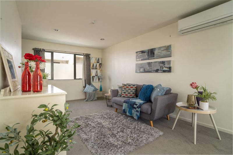 3/11 Gordon Place, Newtown, Wellington - Carousel 1