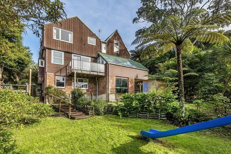 53 Jubilee Road, Khandallah, Wellington - Carousel 20