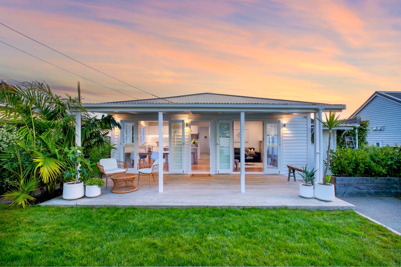 32 Saltaire Street, Avondale, Auckland - Carousel 2