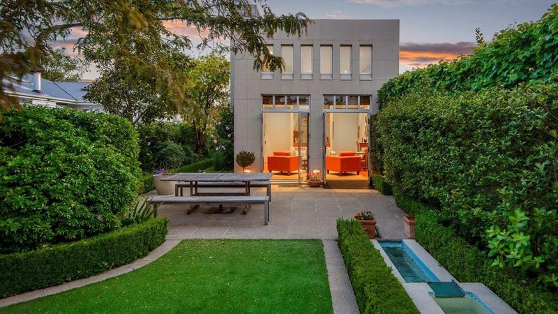 33 Wroxton Terrace, Merivale, Christchurch - Carousel 1