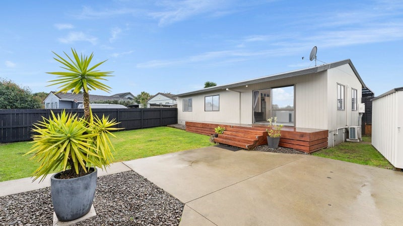 79 Topaz Drive, Papamoa Beach, Papamoa - Carousel 1