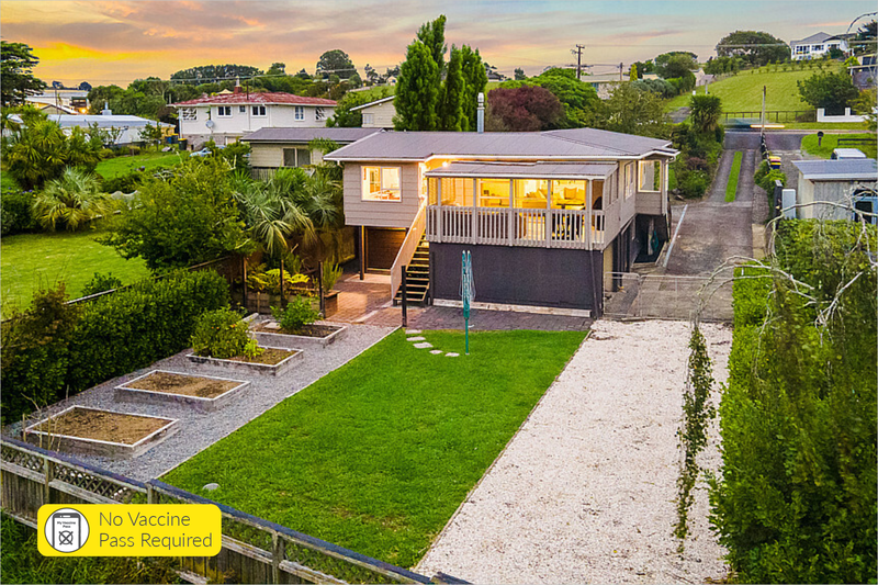 29 Bethells Road, Waitakere, Auckland - Carousel 1