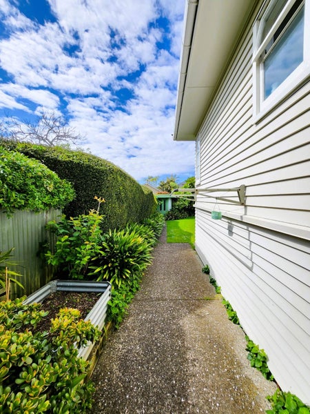1 Tudor Street, Devonport, Auckland - Carousel 19