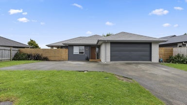 6 Gardner Place, Otaki - Carousel 1