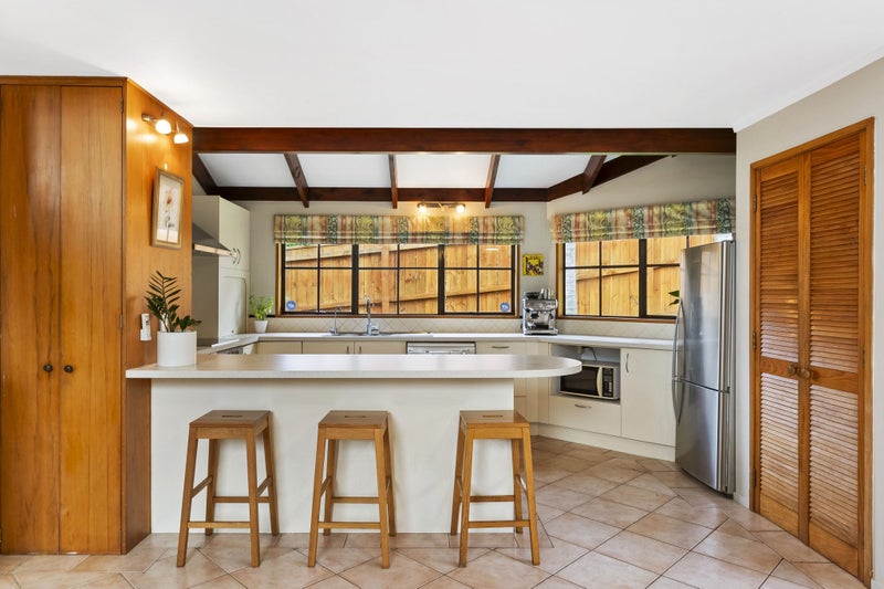 2/3 LYNNGATE PL, Hillcrest, Auckland - Carousel 2