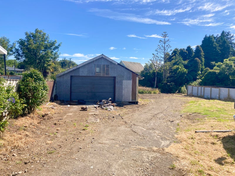 7 Standish Street, Midhirst, Stratford - Carousel 2