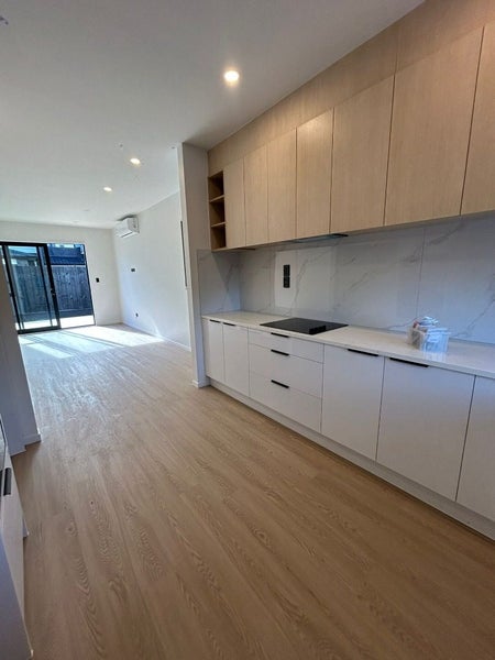 4 Allen Street, Mangere East, Auckland - Carousel 2