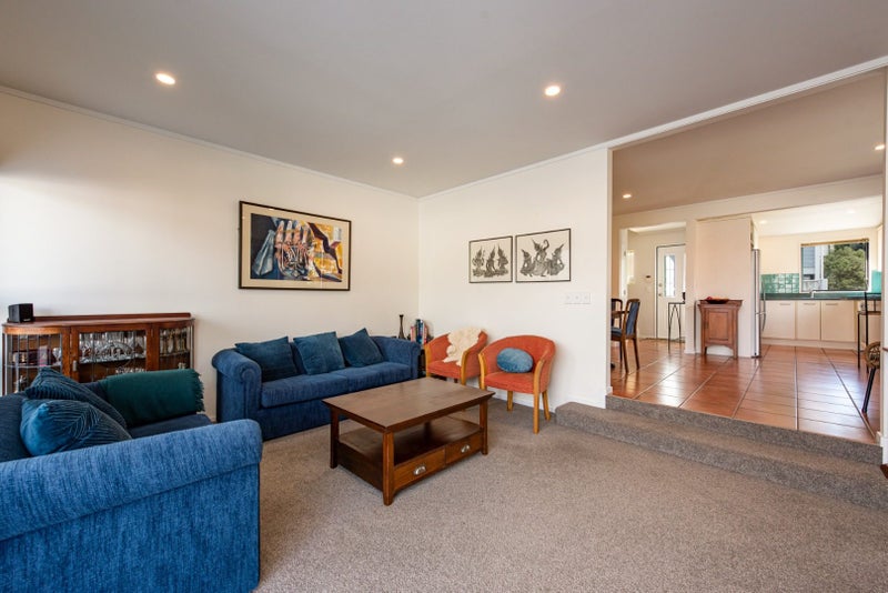 6/88 Brougham Street, Mount Victoria, Wellington - Carousel 2