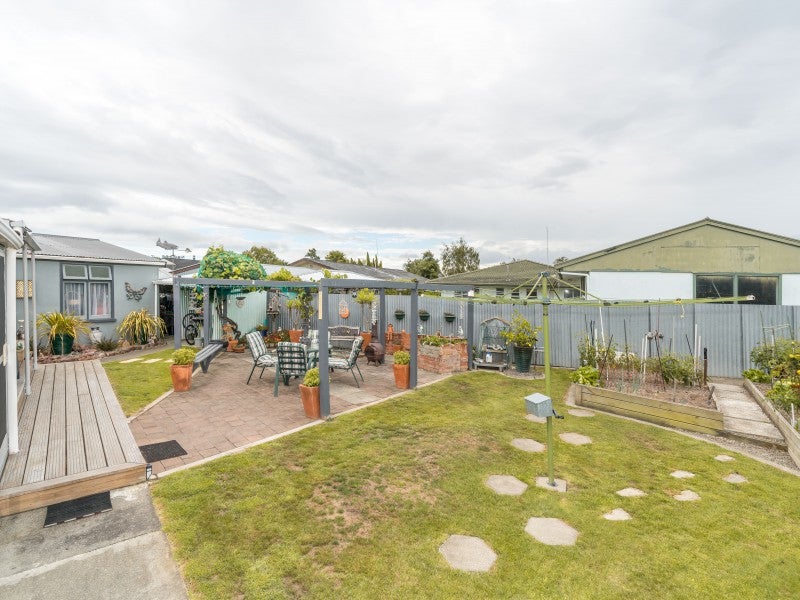 6 Essex Place, Milson, Palmerston North - Carousel 18