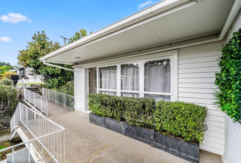5/111 Patteson Avenue, Mission Bay, Auckland - Carousel 2