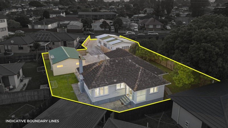 7 Mcburney Place, Mangere East, Auckland - Carousel 1