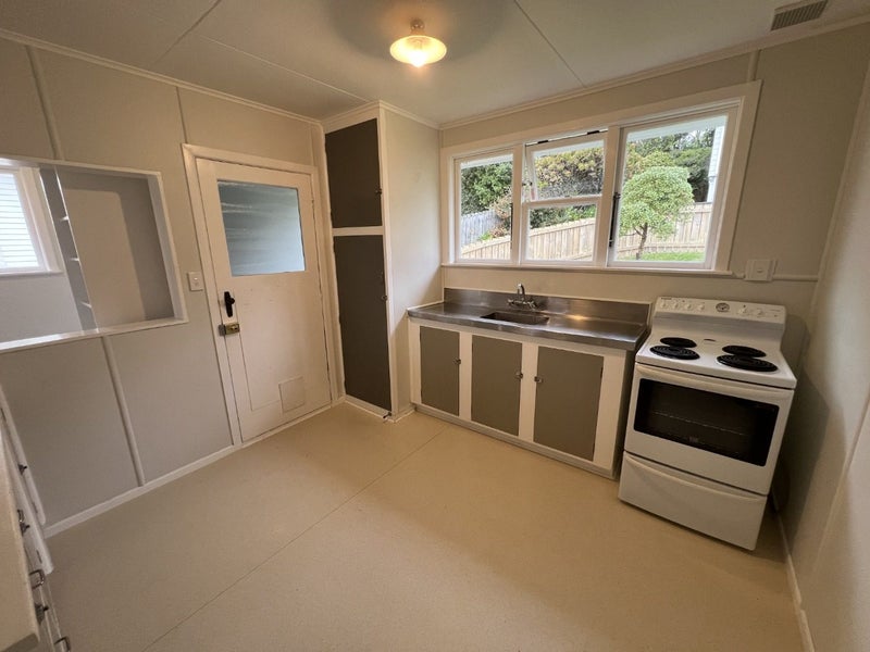 157 Dimock Street, Titahi Bay, Porirua - Carousel 2