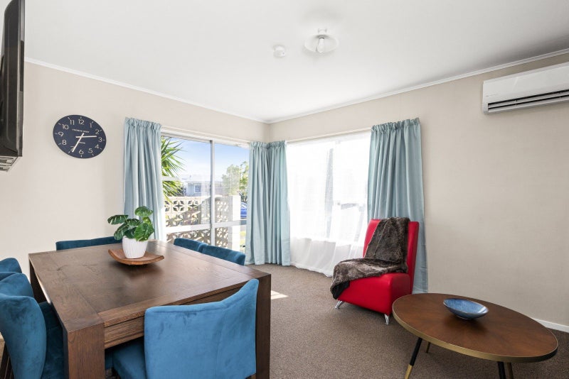 16 Guildford Street, Tamatea, Napier - Carousel 1