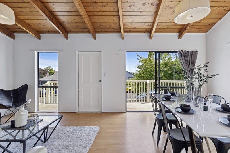 2/48 Barbados Drive, Unsworth Heights, Auckland - Carousel 2