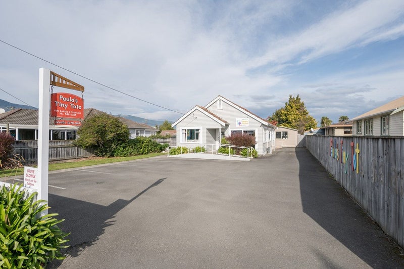 89 Parkers Road, Tahunanui, Nelson - Carousel 1
