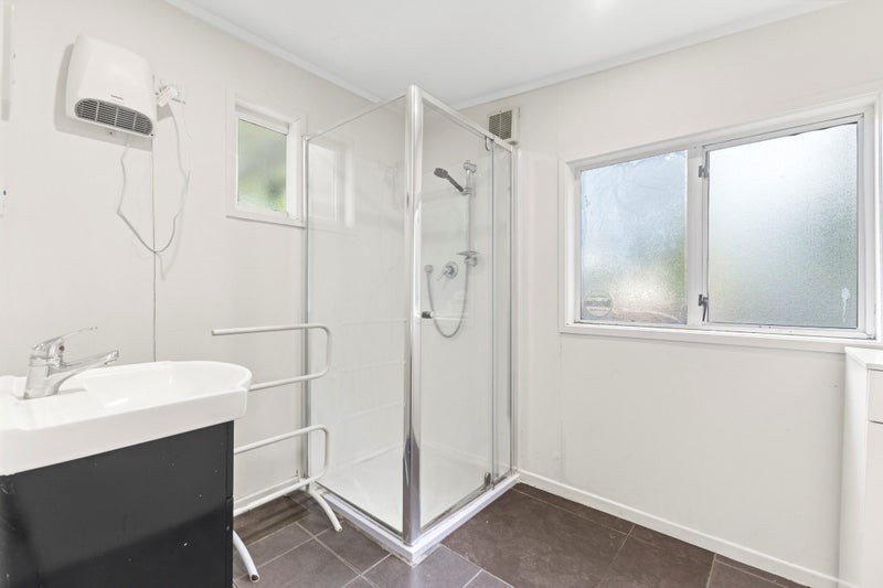 1/22 Myers Road, Manurewa East, Auckland - Carousel 13