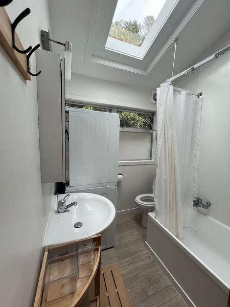 5 Mcintyre Avenue, Mount Victoria, Wellington - Carousel 12