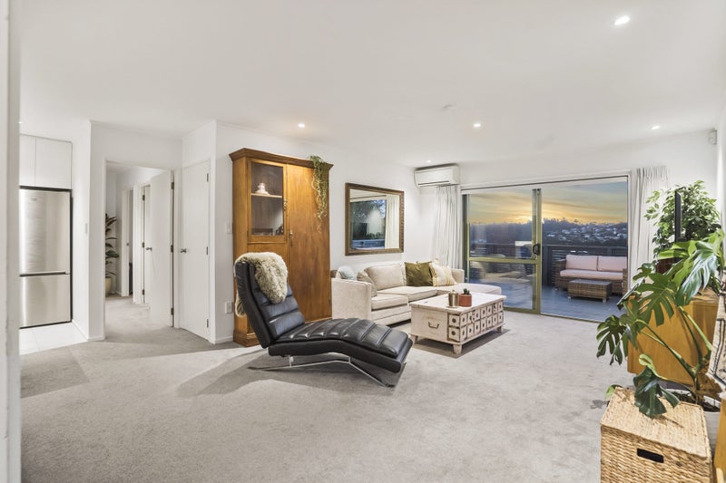 2/39 Powrie Street, Glenfield, Auckland - Carousel 2