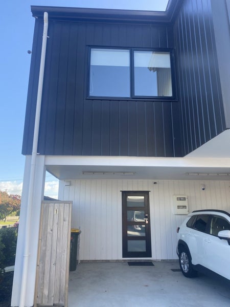 1/56 May Street, Hamilton East, Hamilton - Carousel 2