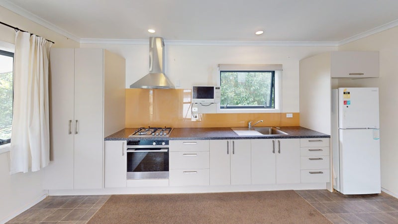 48 Surrey Road, Springvale, Whanganui - Carousel 2