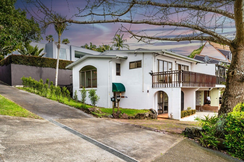18A Eastbourne Road, Remuera, Auckland - Carousel 1