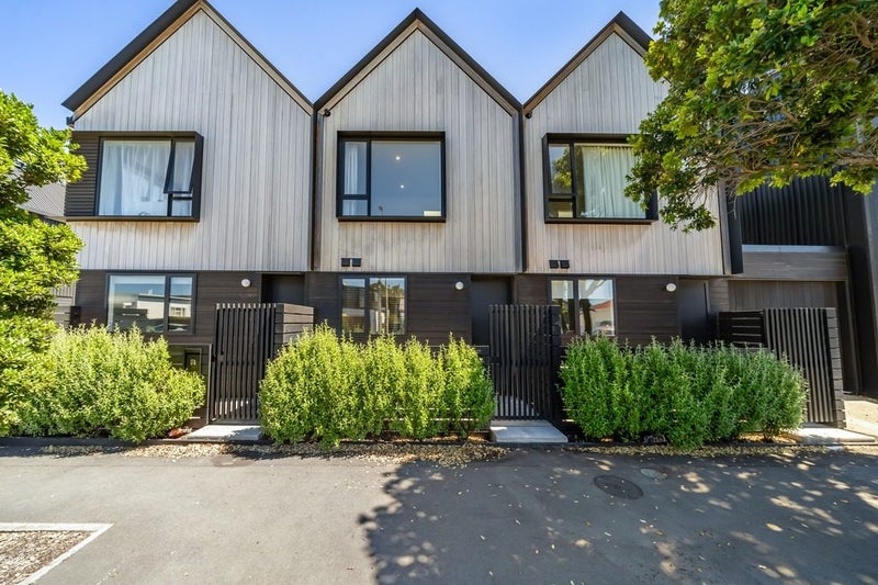 17B Cuba Street, Petone, Lower Hutt - Carousel 2