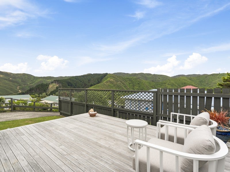 11 Camrose Grove, Kingston, Wellington - Carousel 2