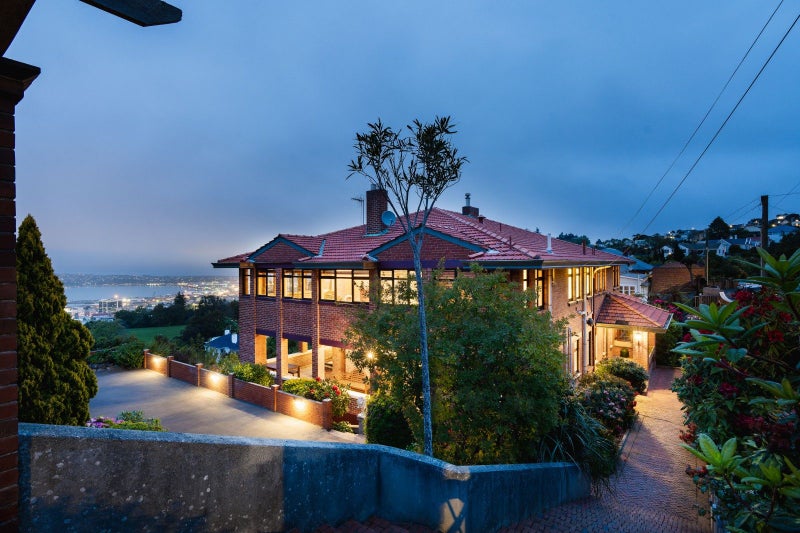 28 Tweed Street, Roslyn, Dunedin - Carousel 1