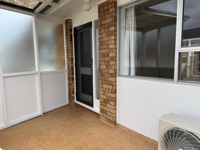 4/3 Coyle Street, Sandringham, Auckland - Carousel 2
