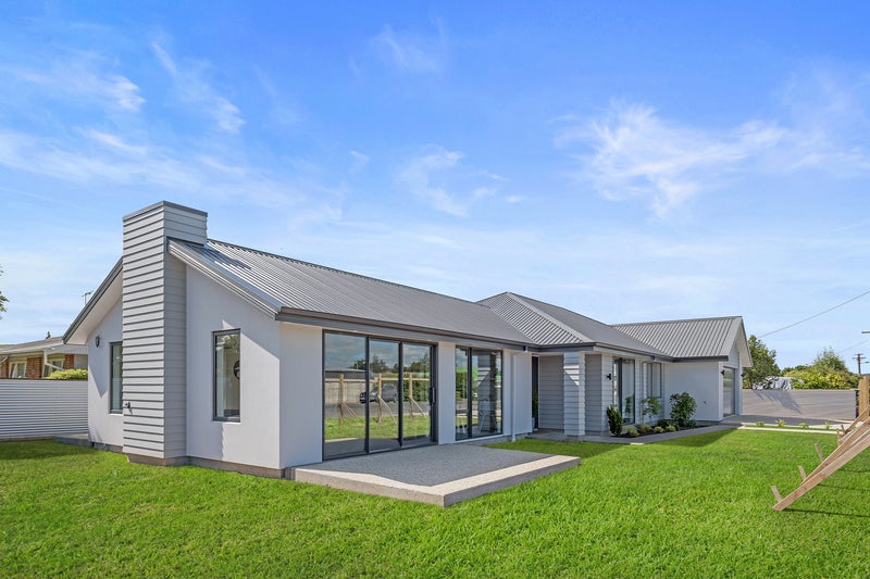 18 CLYDE Street, Gore, Mataura - Carousel 1
