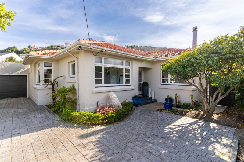 396 Bay View Road, Saint Clair, Dunedin - Carousel 1