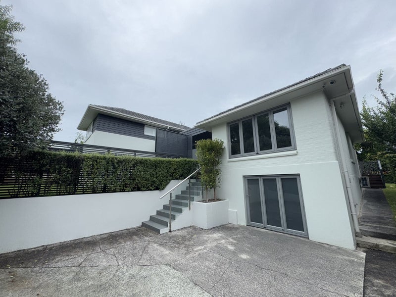 6 Kenyon Avenue, Mount Eden, Auckland - Carousel 1