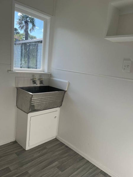 8 Birch Place, Otara, Auckland - Carousel 8