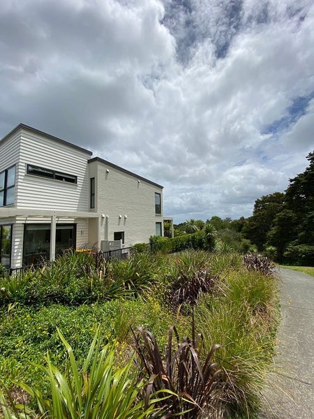 16 Matairangi Avenue, Totara Heights, Auckland - Carousel 12