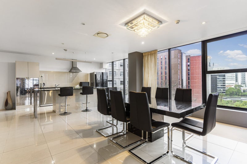 2C/2 St Martins Lane, Grafton, Auckland - Carousel 2