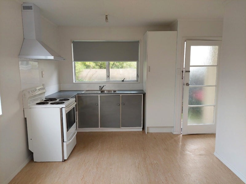 286 Dowse Drive, Maungaraki, Lower Hutt - Carousel 2