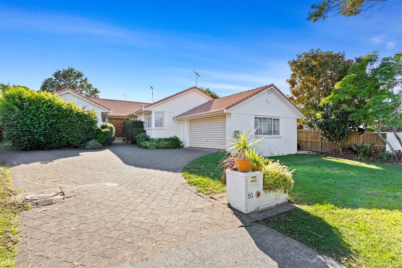 50 Westview Court, Somerville, Auckland - Carousel 2