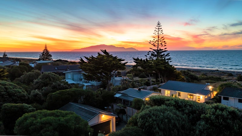 45 Rodney Avenue, Te Horo Beach - Carousel 1