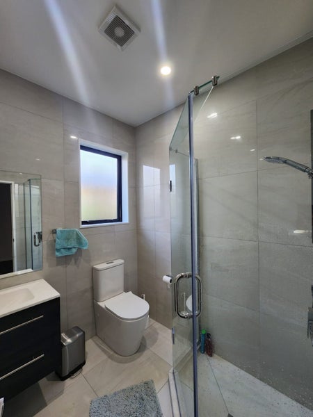 9 Annmarie Avenue, Totara Park, Auckland - Carousel 1