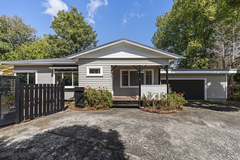 15A Sycamore Grove, Lower Vogeltown, New Plymouth - Carousel 1