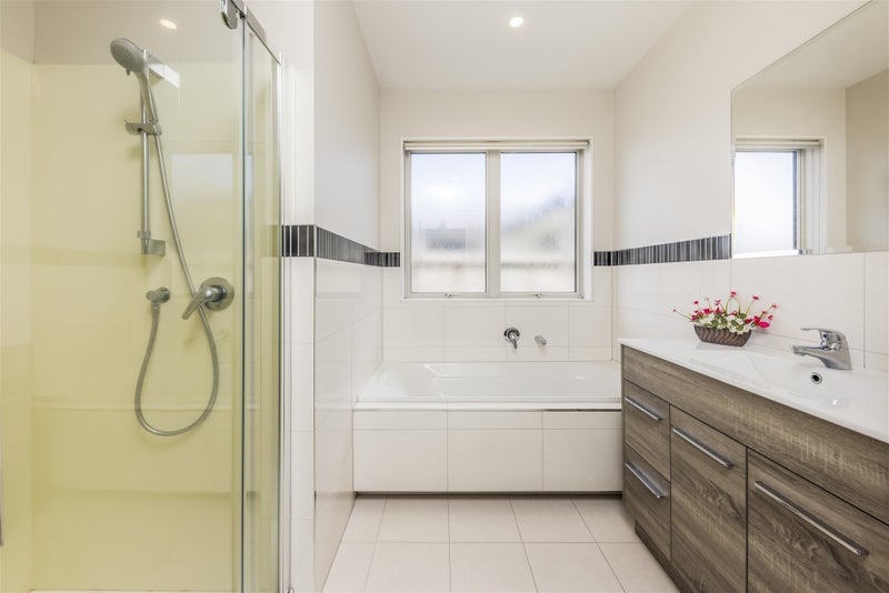 19 Hollowout Street, Takanini, Auckland - Carousel 16