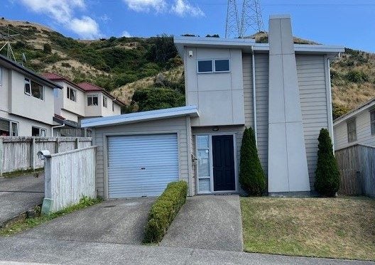 48 Erlestoke Crescent, Churton Park, Wellington - Carousel 23
